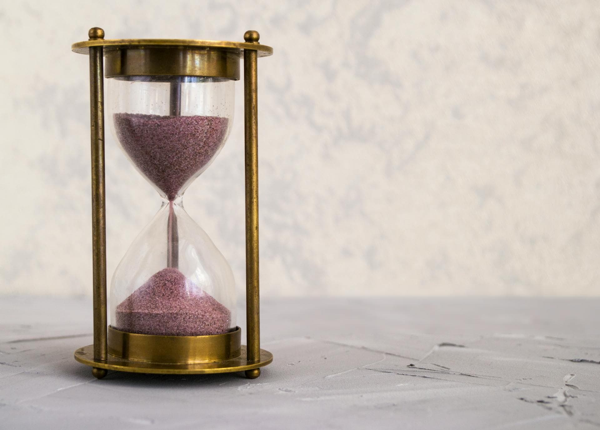The 'Zombie' Deal: How to Automate Re-engagement for Stalled Leads