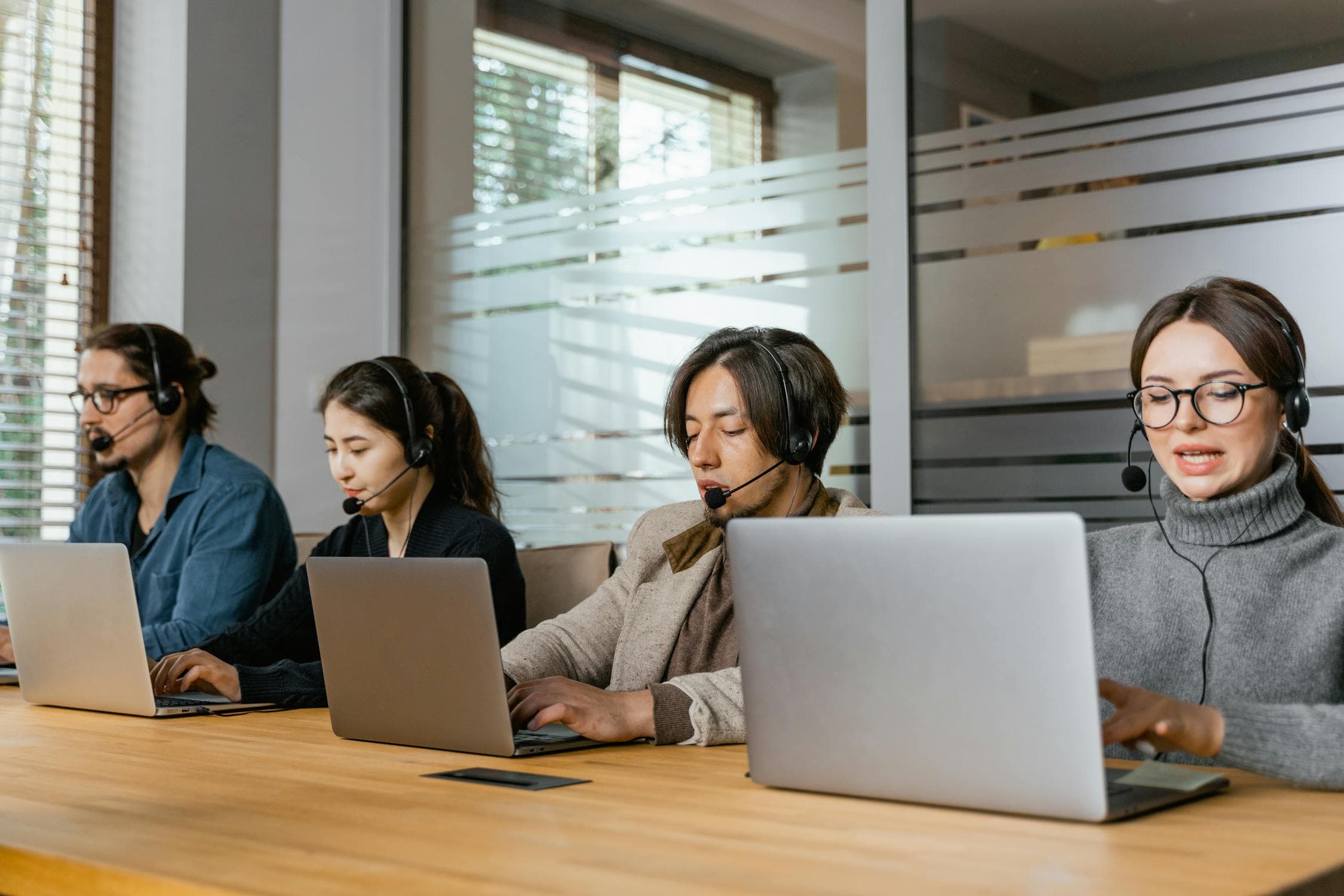 Intercom is Too Expensive: The Best AI Support Alternatives for 2026
