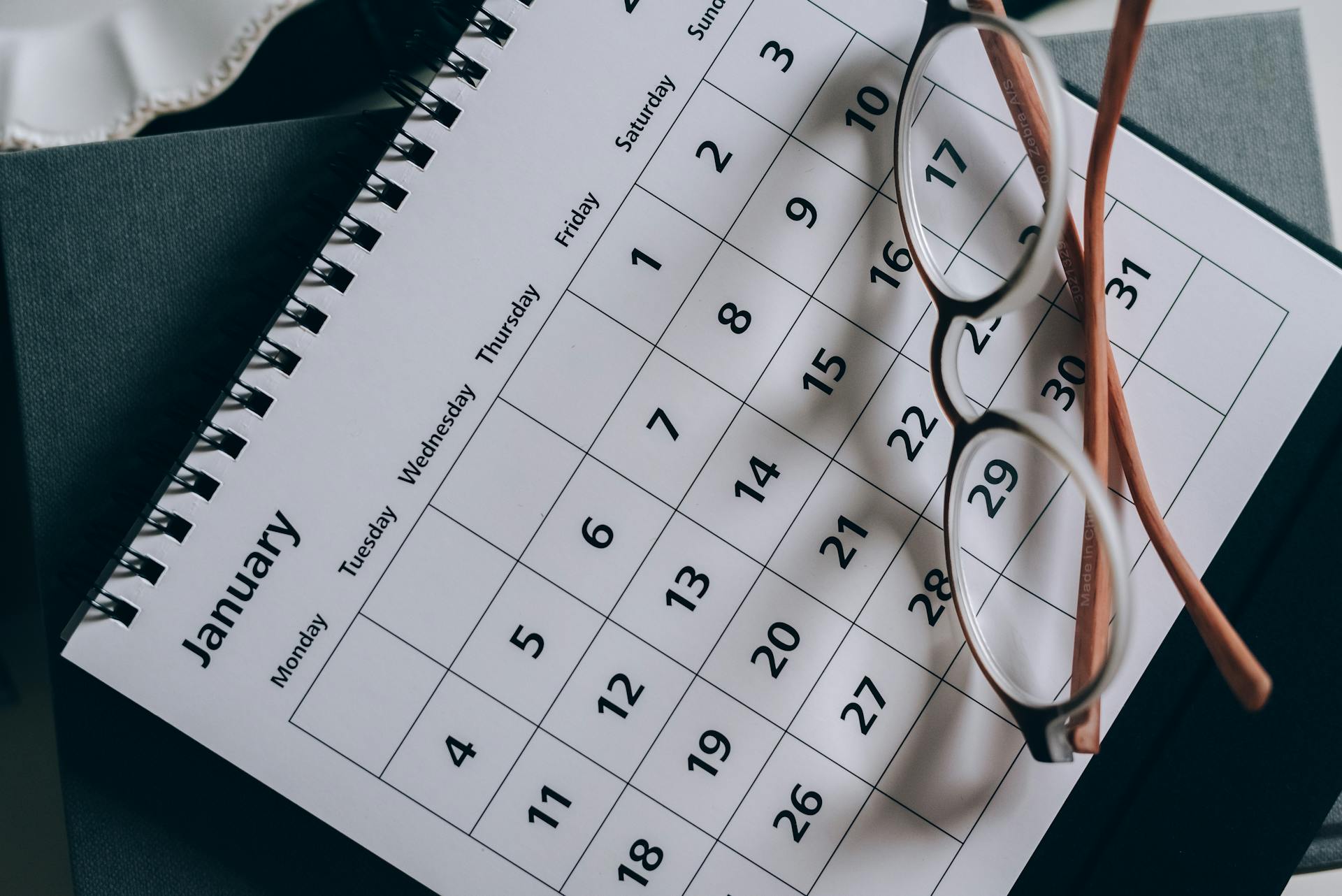 Calendar showing first week planning and organization